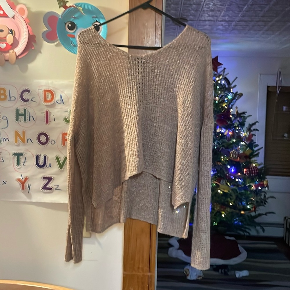 Lulus knit sweater in beige size Large
